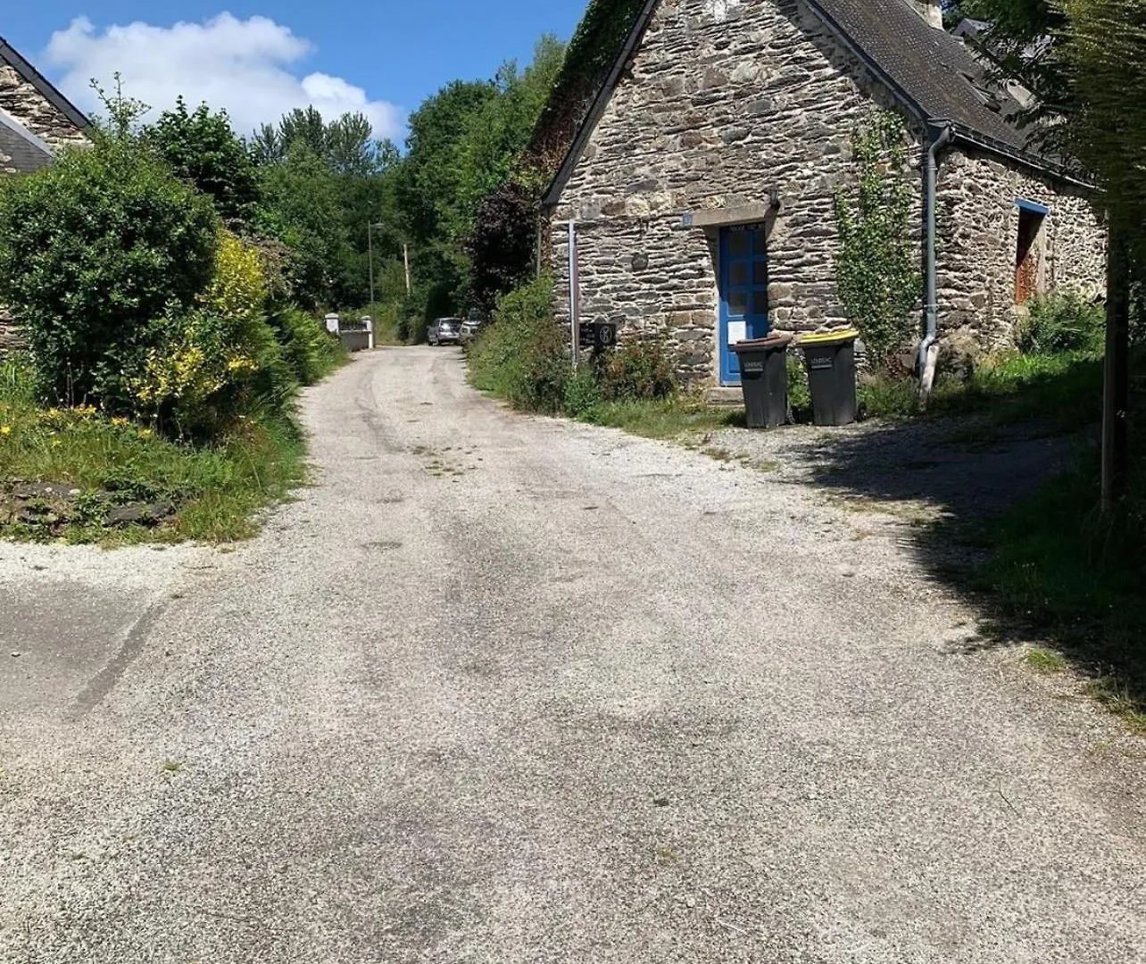 Lake Cottage, In A Small Village Caurel  Caurel (Cotes-d'Armor)